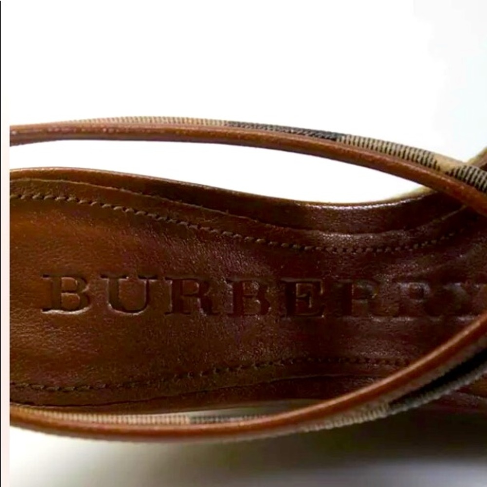 🔥🔥BURBERRY🔥STRAPPY ” RAFFIA” WEDGES🔥🔥 - Picture 5 of 7